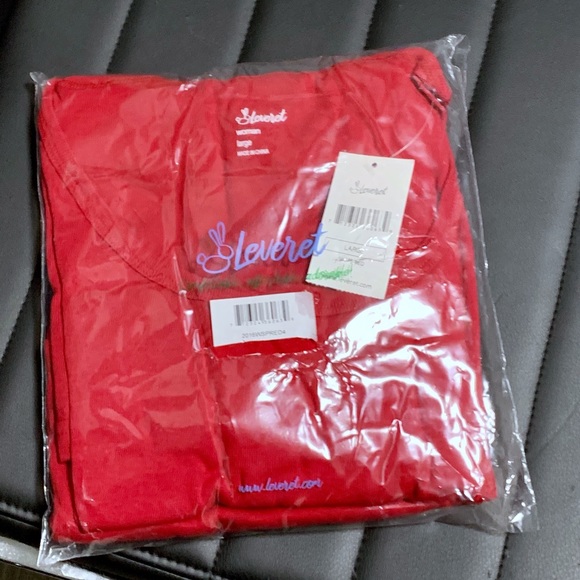 NWT 💖💖Red Pajama Set - Large - Picture 2 of 2